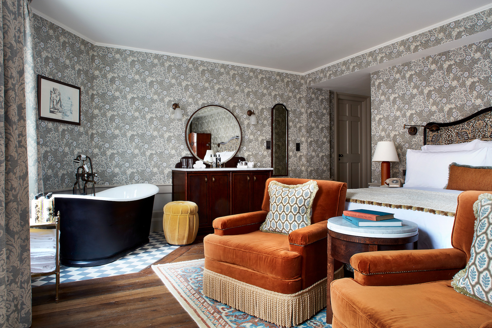 If that freestanding bath could talk… Kettner’s.